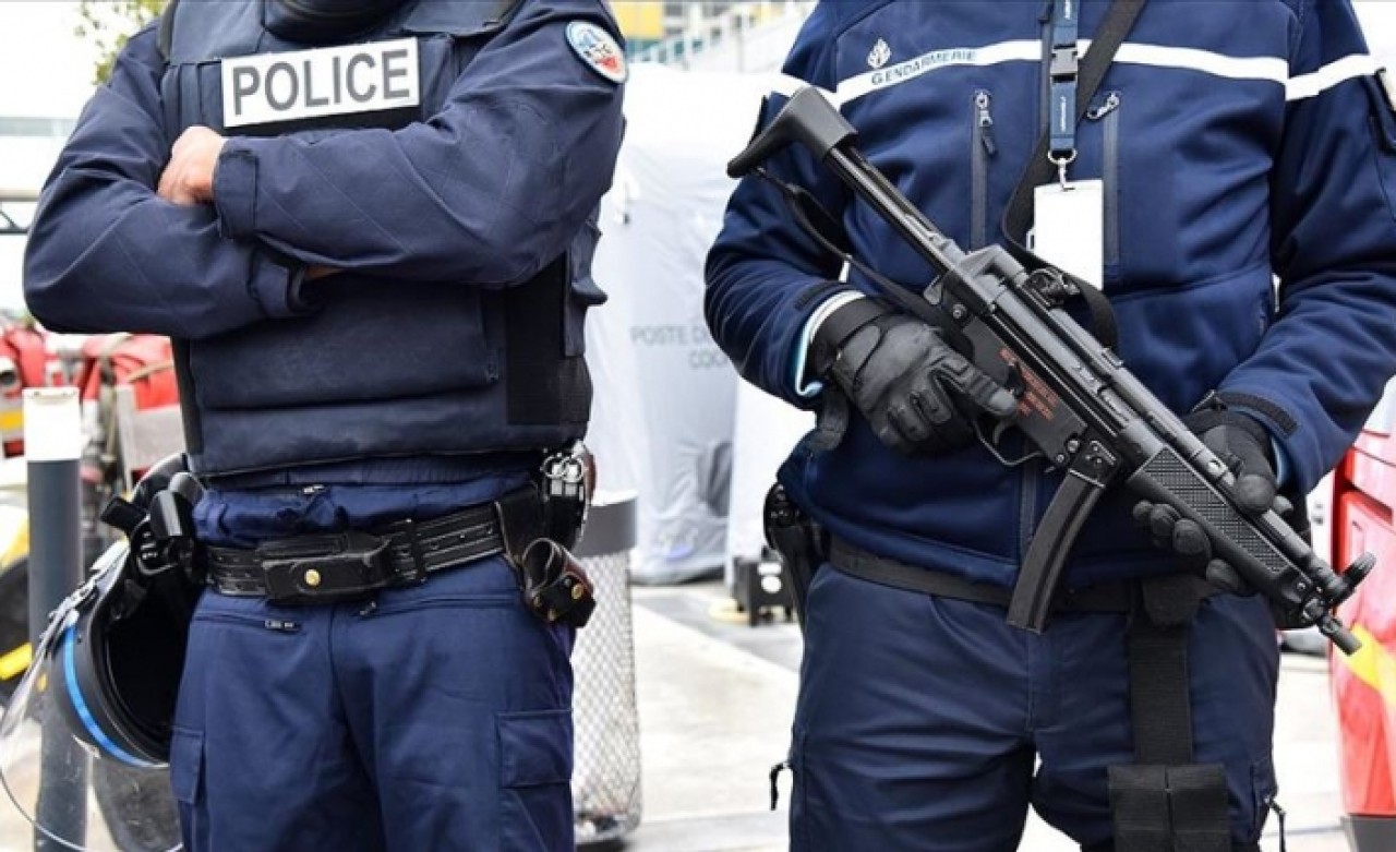 Fransa'da Müslüman ve Yahudilere yönelik terör saldırısı önlendi