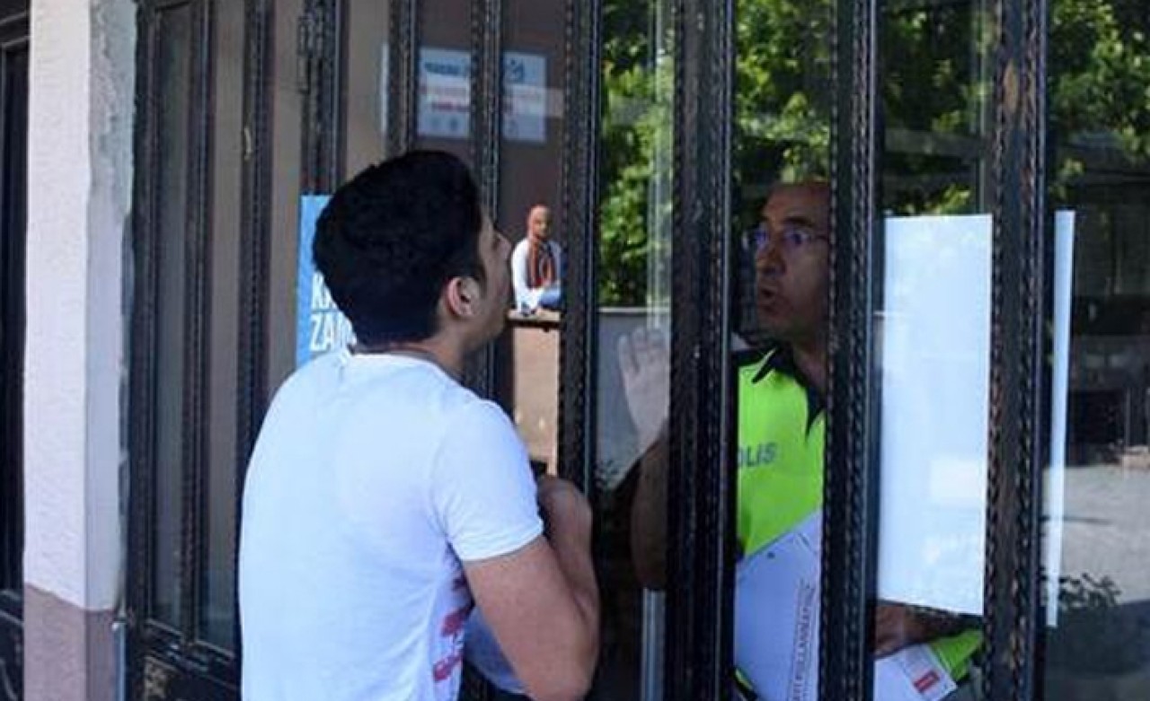 Geç kaldı,  'Bu benim hayatımın sınavı' diyerek gözyaşı döktü