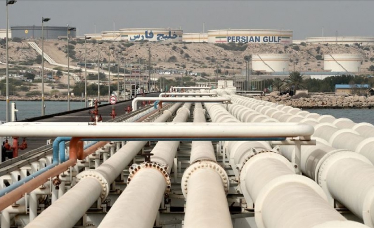 Hürmüz Boğazı'ndaki gerginlik enerjiye sıçradı