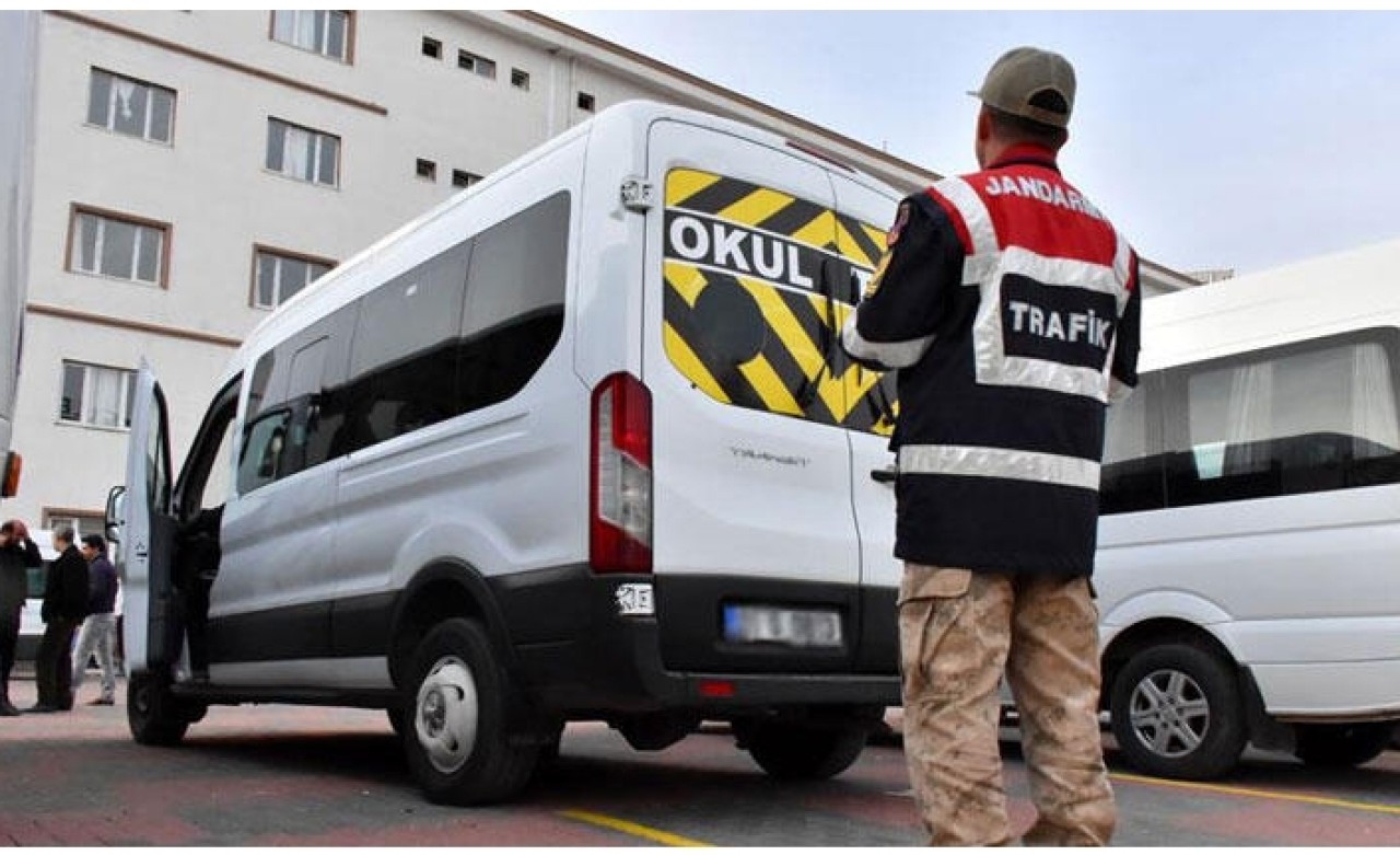 İçişleri Bakanlığından okul çevreleri ve servis araçlarına sıkı denetim