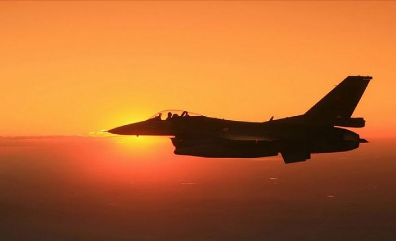 Irak'ın kuzeyine hava harekatı