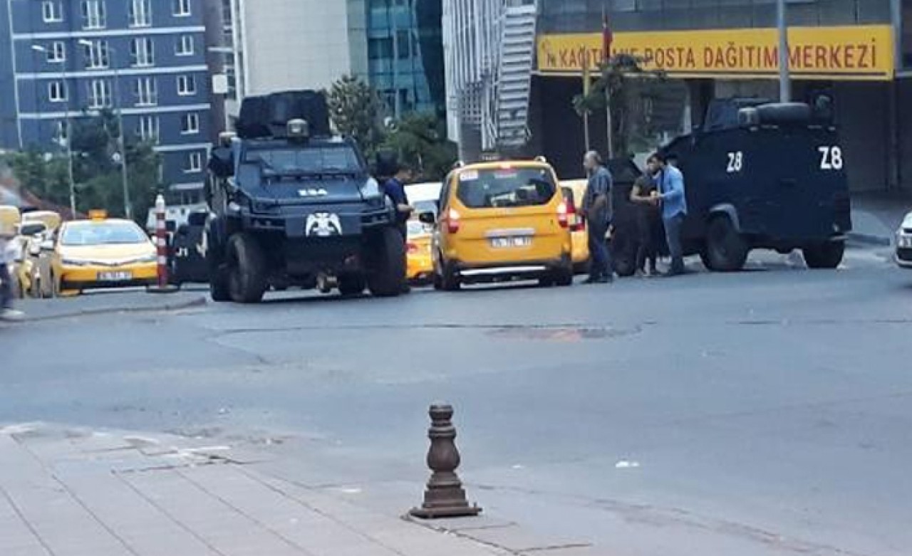 İstanbul'da helikopter destekli terör operasyonu