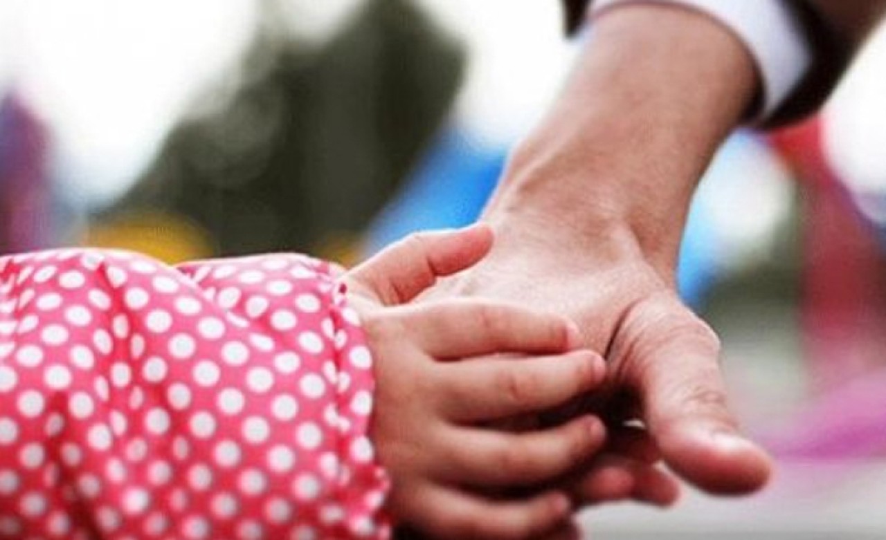 Koruyucu aileler 6 bin 801 çocuğun 'sıcak yuvası' oldu