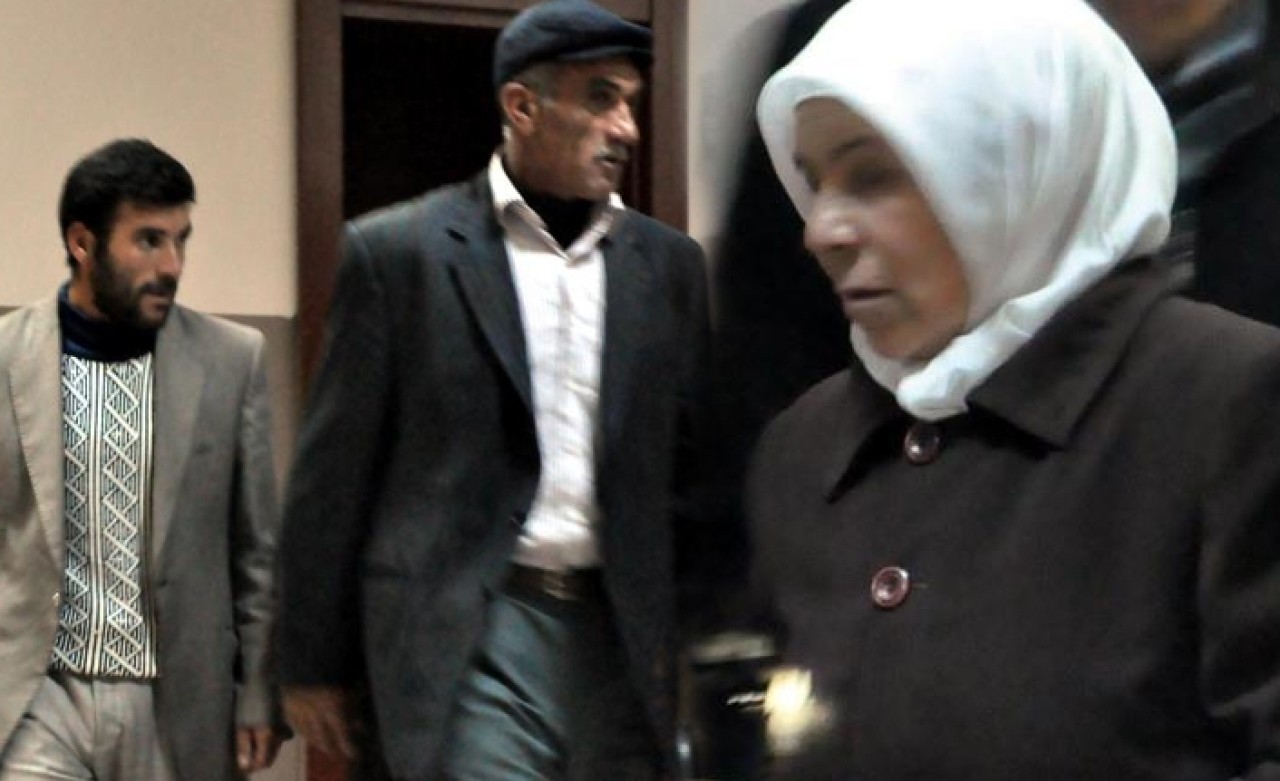 Melek'i,  'evi kötü koku sarmasın' diye tuvalette yatırmışlar