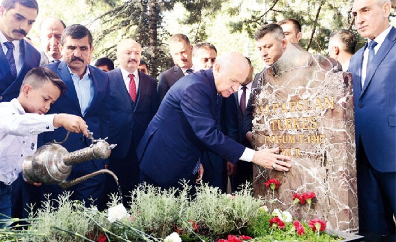 MHP Lideri Bahçeli: "İstanbul'un her yerinde mitil var"