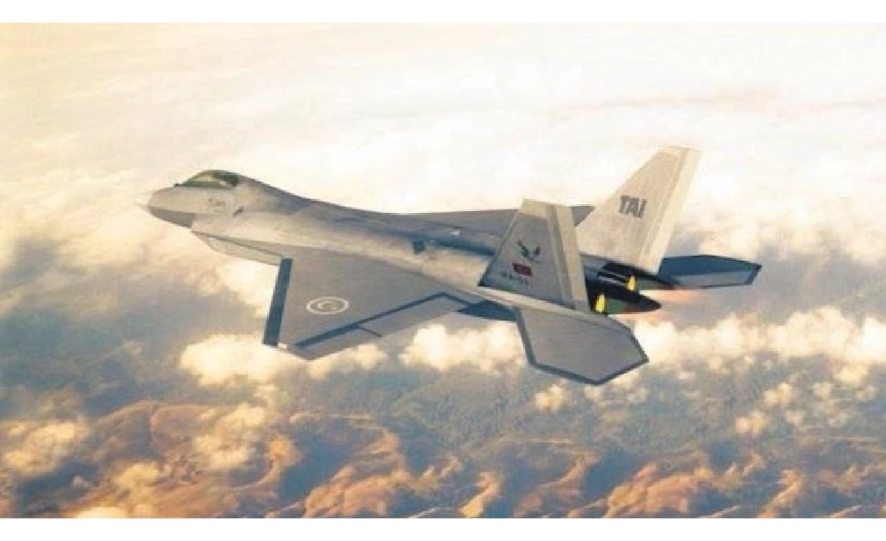 Milli savaş uçağı ilk kez Paris’te tanıtıldı