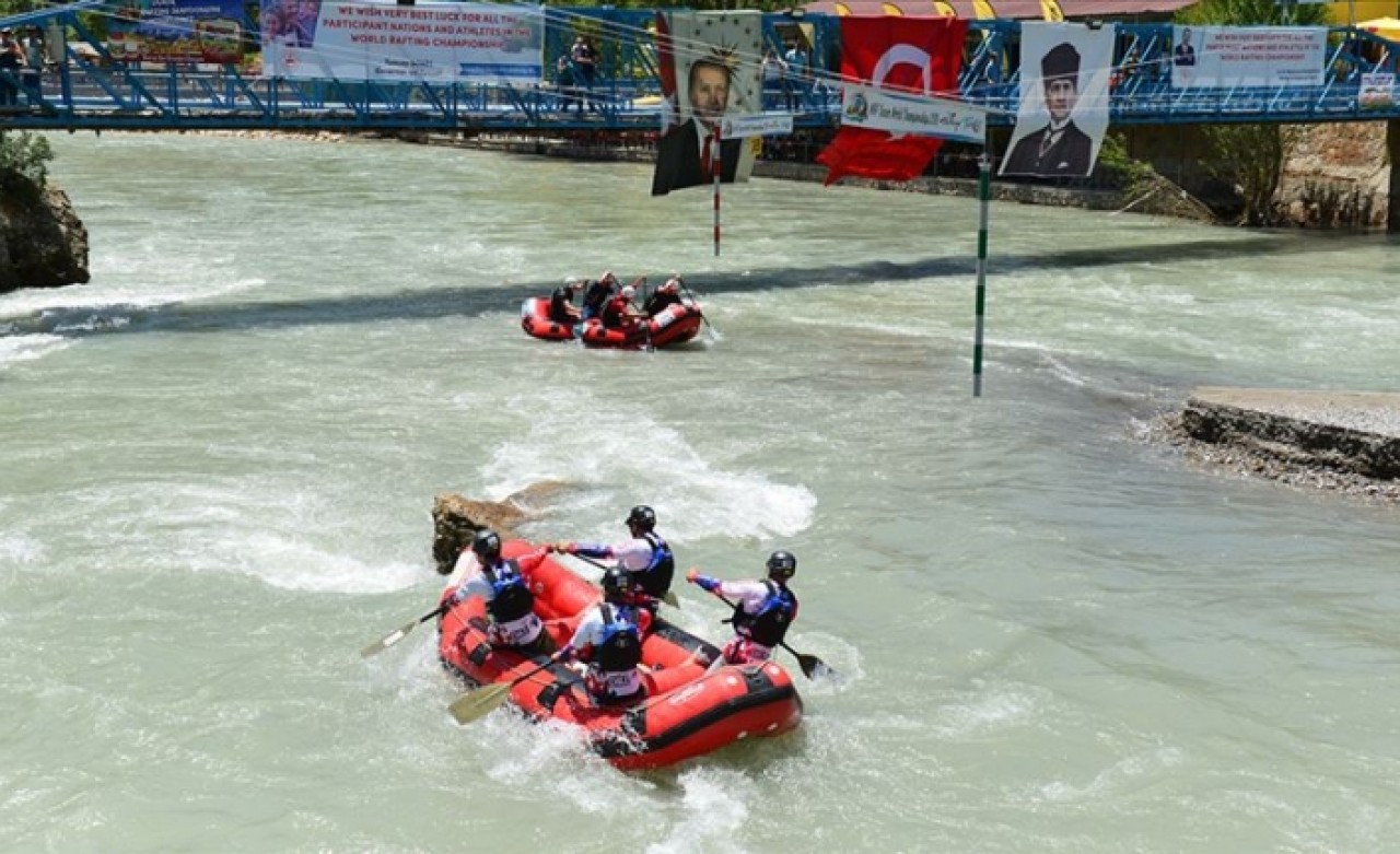 R4 Dünya Rafting Şampiyonası resmen başladı