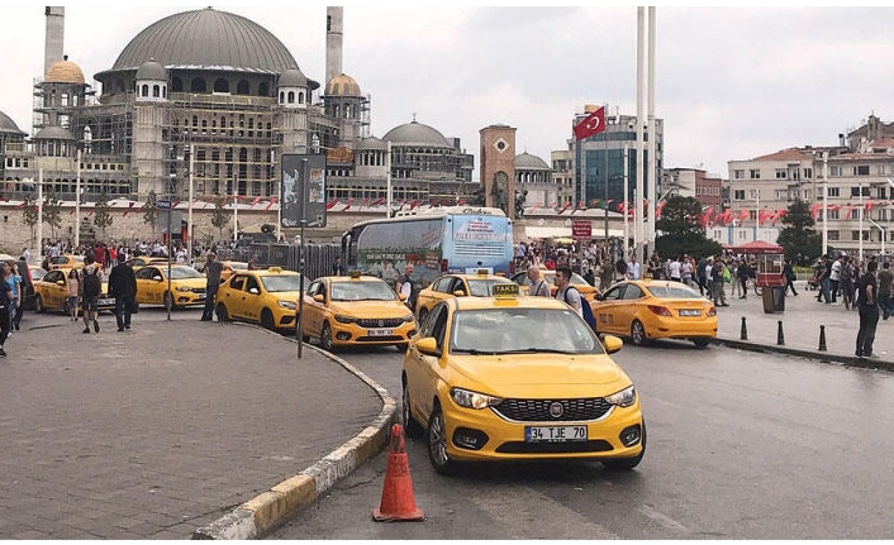 Sarı Uber’e talep 4 bini geçti