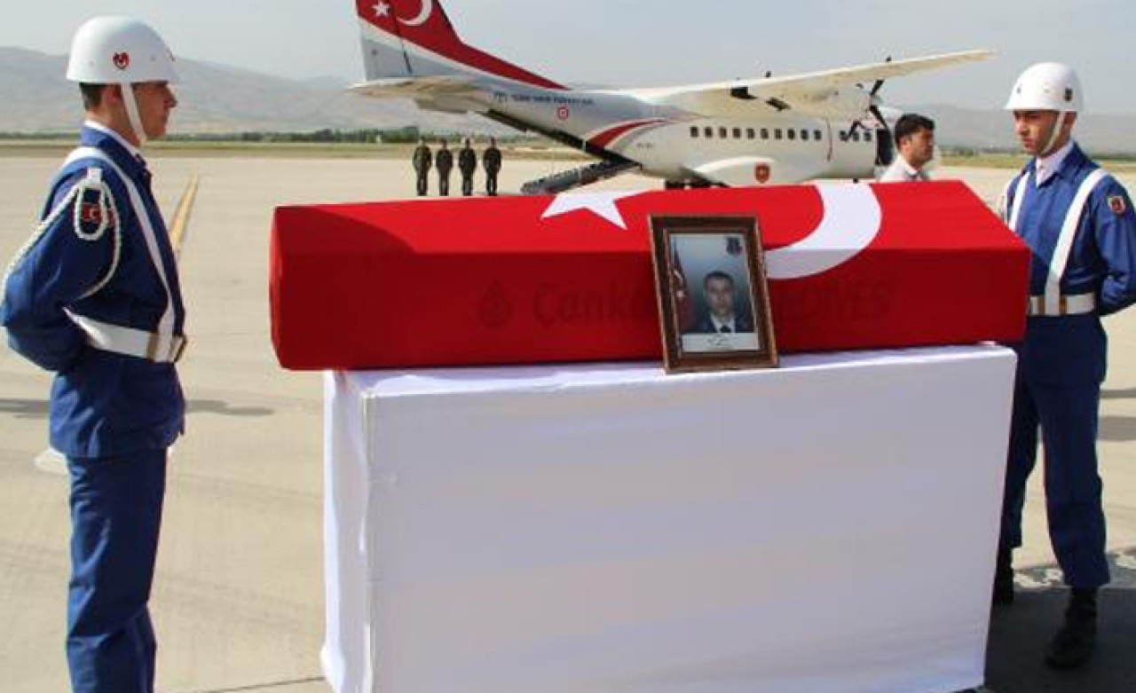 Şehit Uzman Onbaşı Eren için Elazığ'da tören