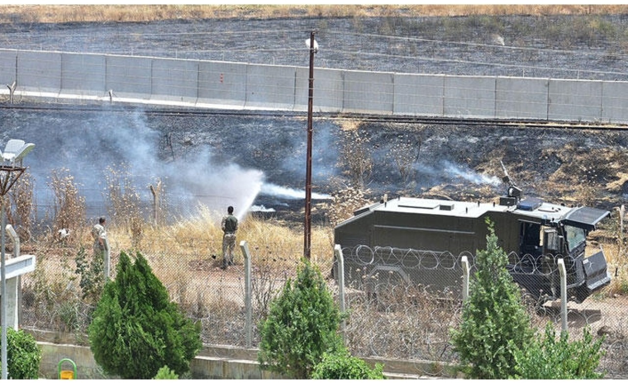 Suriye’de çıkan yangın Türkiye’ye sıçradı