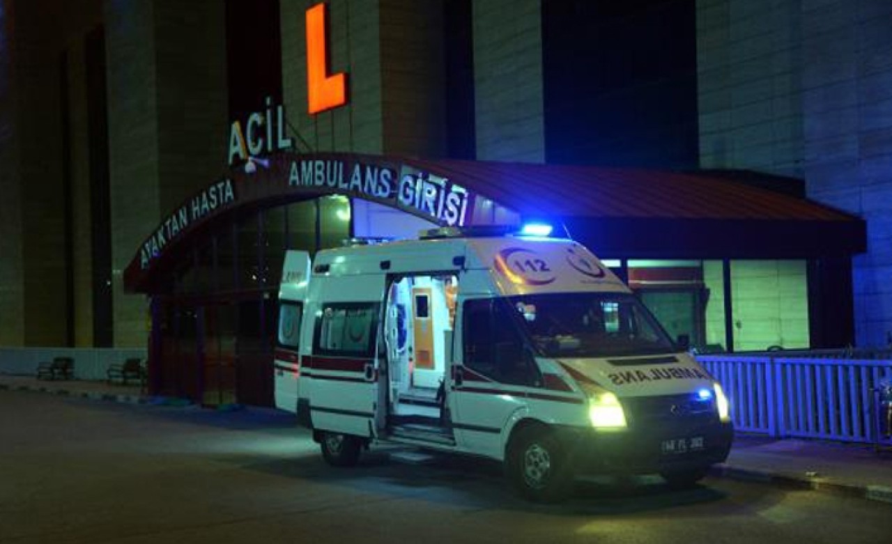 Tartıştığı eşini defalarca bıçakladı!