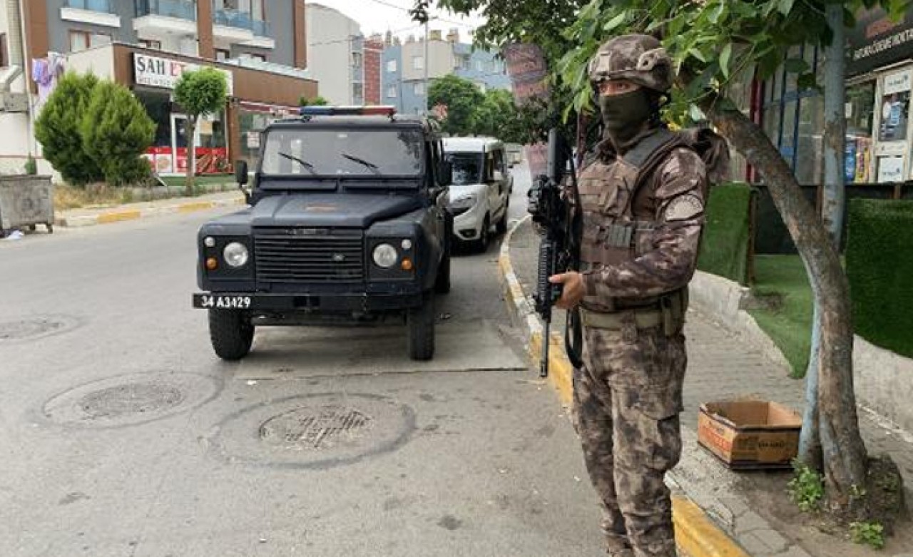 Tuzla'da helikopter destekli uyuşturucu operasyonu 