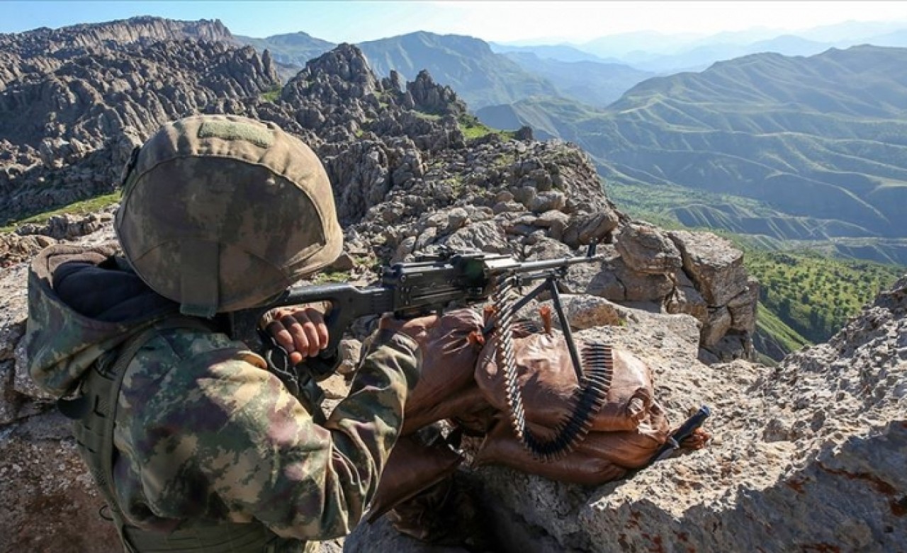 Van'da 2 terörist etkisiz hale getirildi