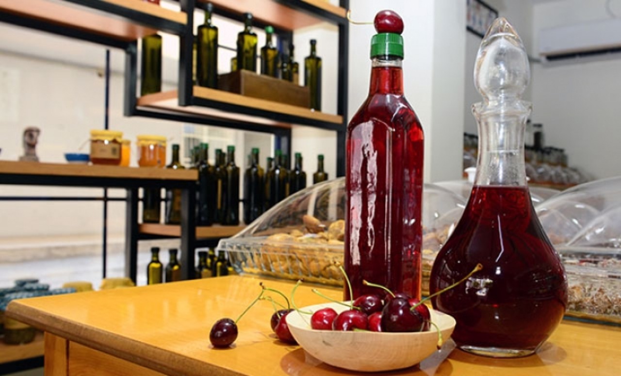 Yarım litresi 15 lira... Kirazdan üretti; yurt dışına satmak istiyor