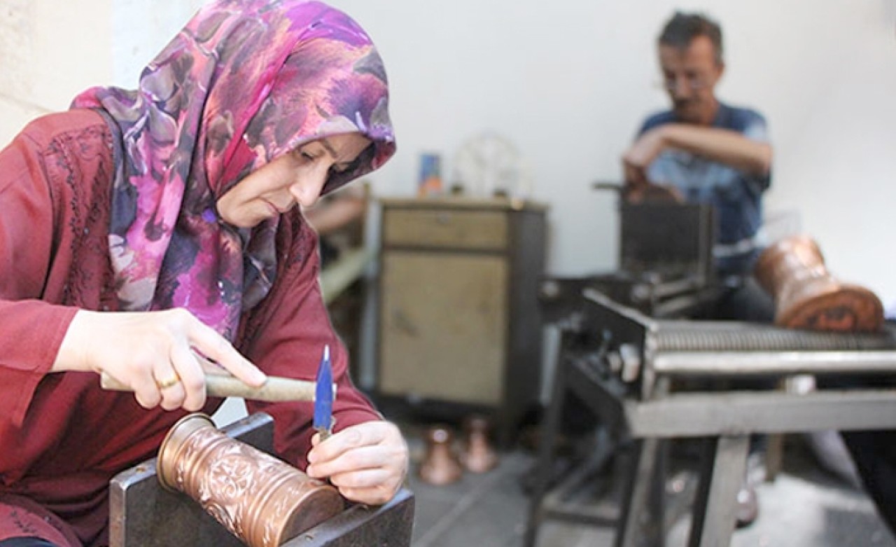 Yılda 500 ton işleniyor... El emeği,  göz nuru