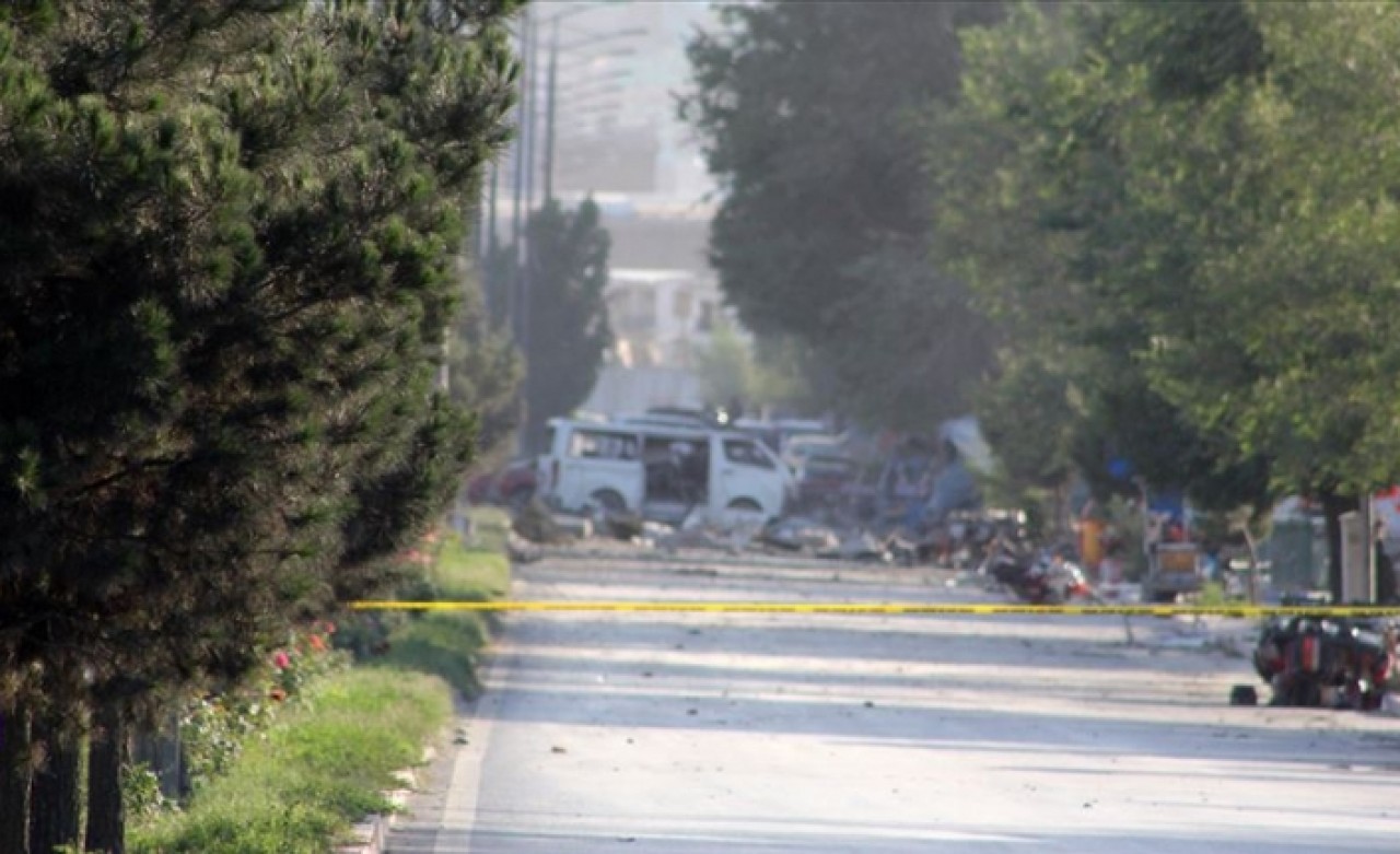 Afganistan'da askeri karakola saldırı: 20 ölü