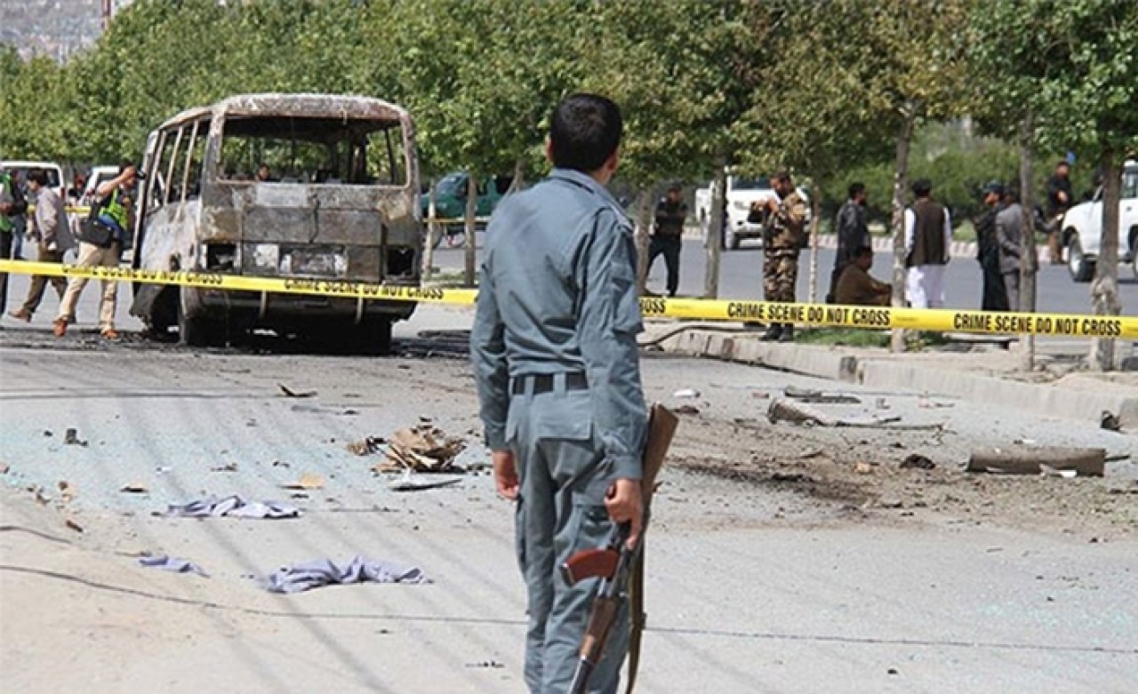 Afganistan'da bombalı saldırı: En az 32 ölü