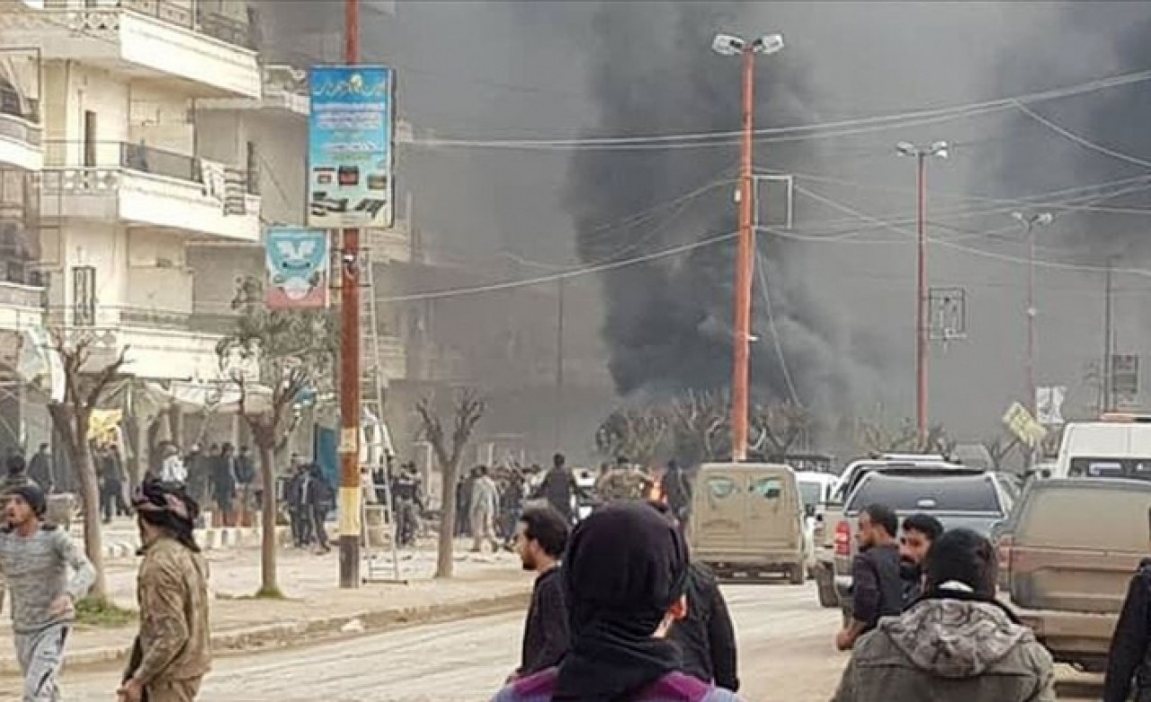 Afrin'de bomba yüklü tankerle saldırı: 13 ölü