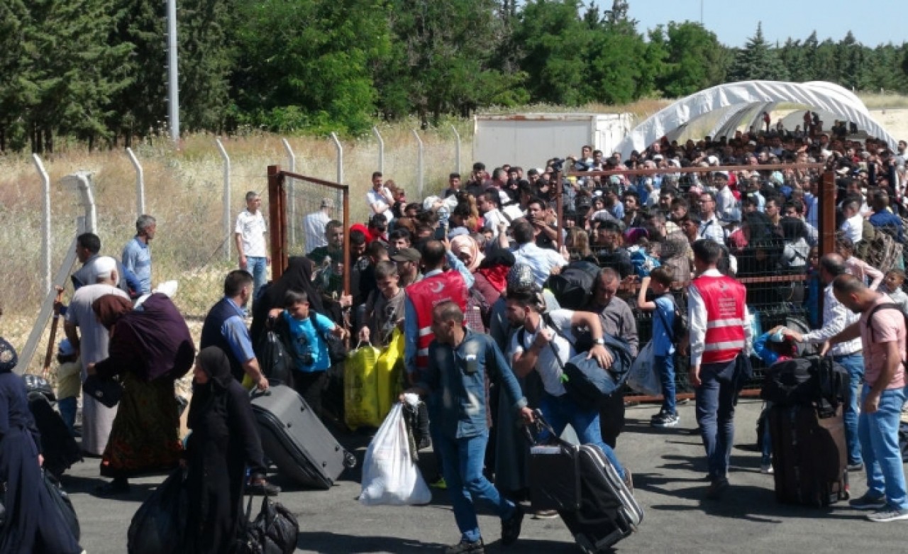 AK Parti'den teşkilatlarına flaş Suriyeli talimatı