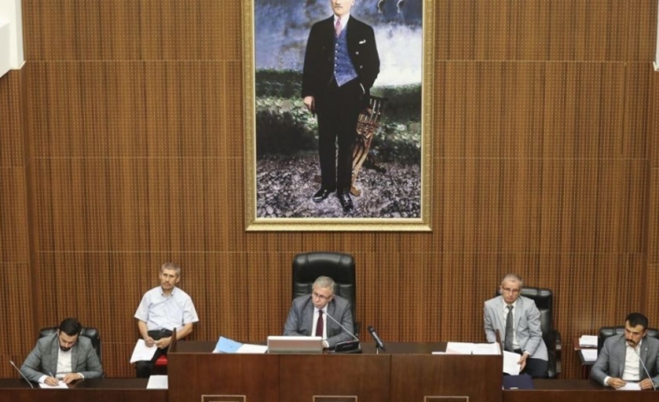 Ankara Büyükşehir Belediyesi bütçesi 100 günde 136 milyon TL fazla verdi