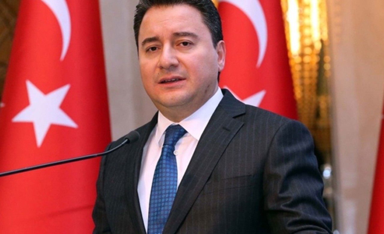 Babacan'ın istifa ve yeni parti hamlesine AK Parti'den ilk yorum