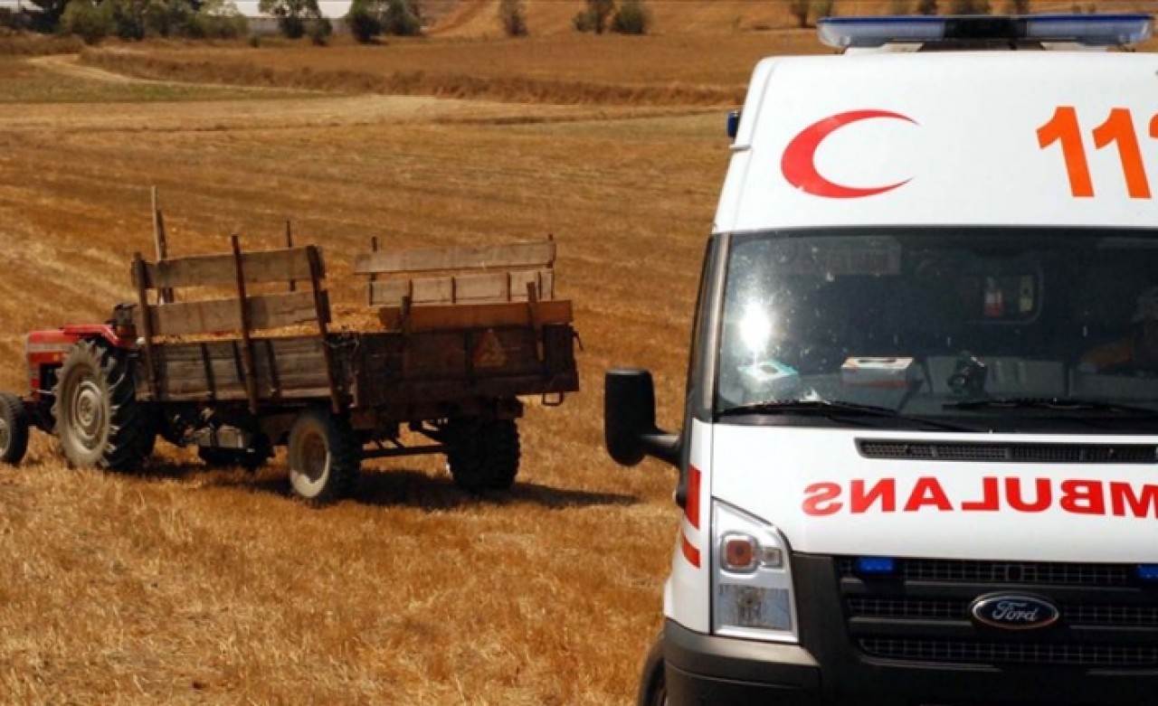 Babası üzerine düşen çocuk öldü