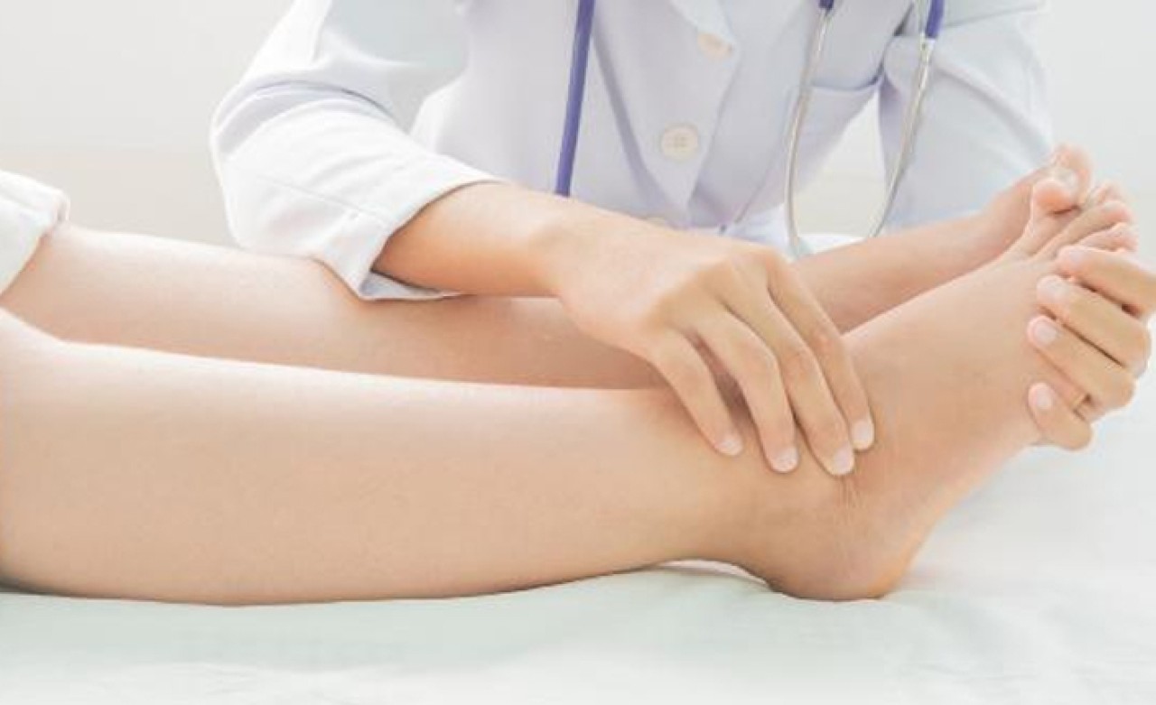 Bacaklardaki şişlik hastalık habercisi olabilir