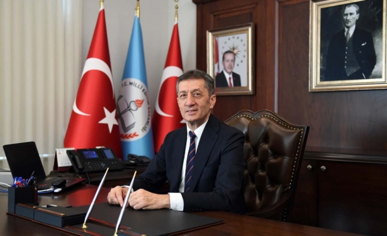 Bakan Selçuk'tan velilere 'okula başlama yaşı' hatırlatması