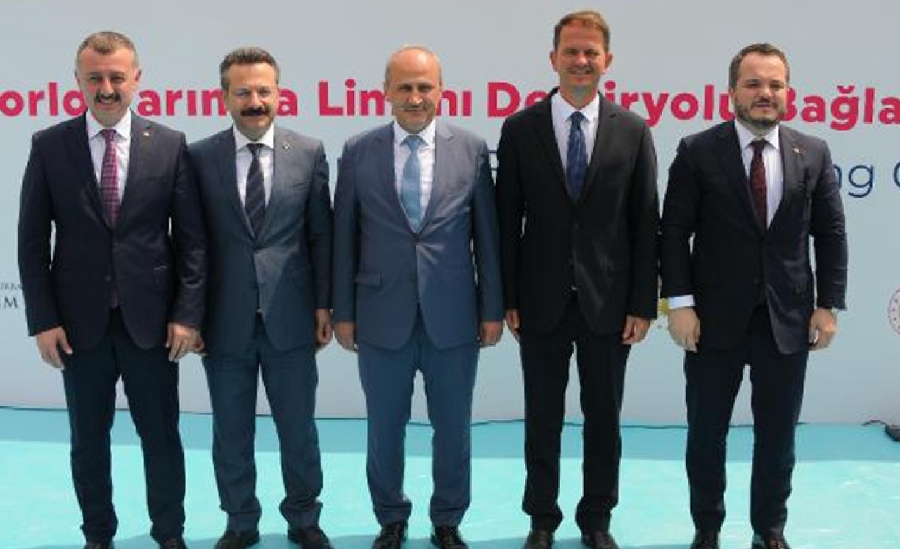 Bakan Turhan: Küresel ölçekte lojistik üs konumundayız