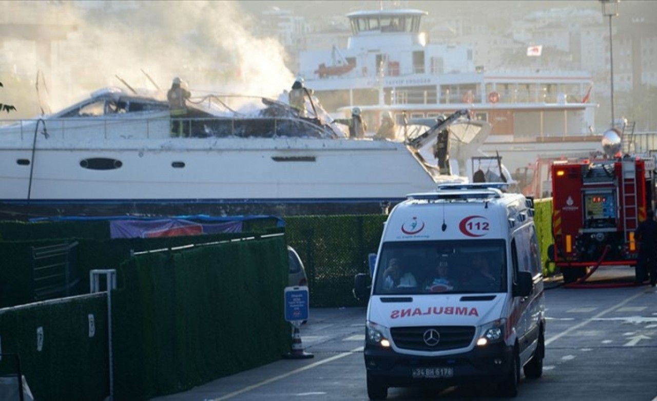 Bakırköy'de ve Pendik'te yatta yangın çıktı