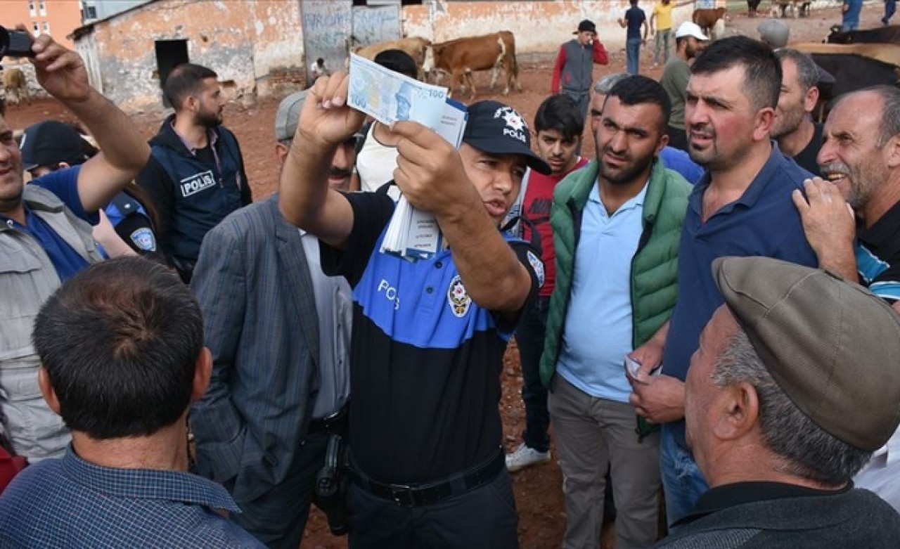 Bayram alışverişinde 'sahte para'ya dikkat!