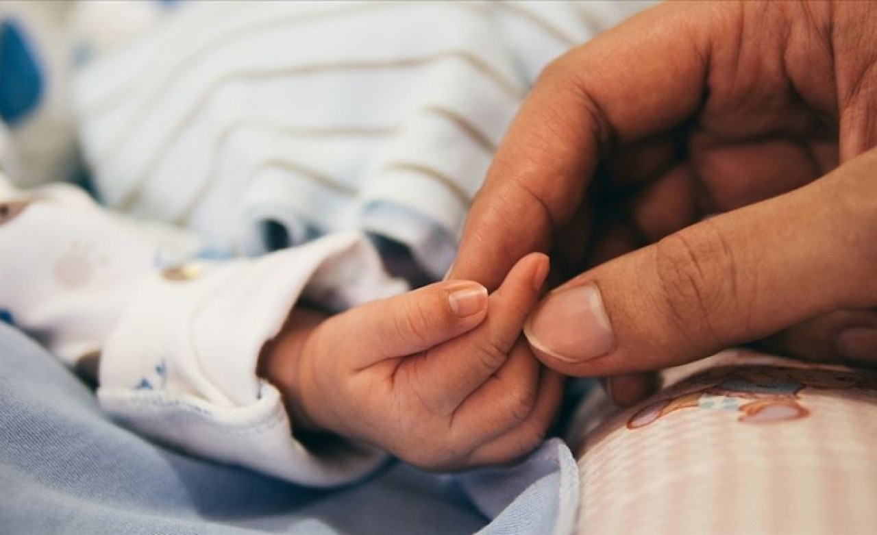 Bebeklerin kimlikleri pilot illerde evlere gönderilmeye başlandı