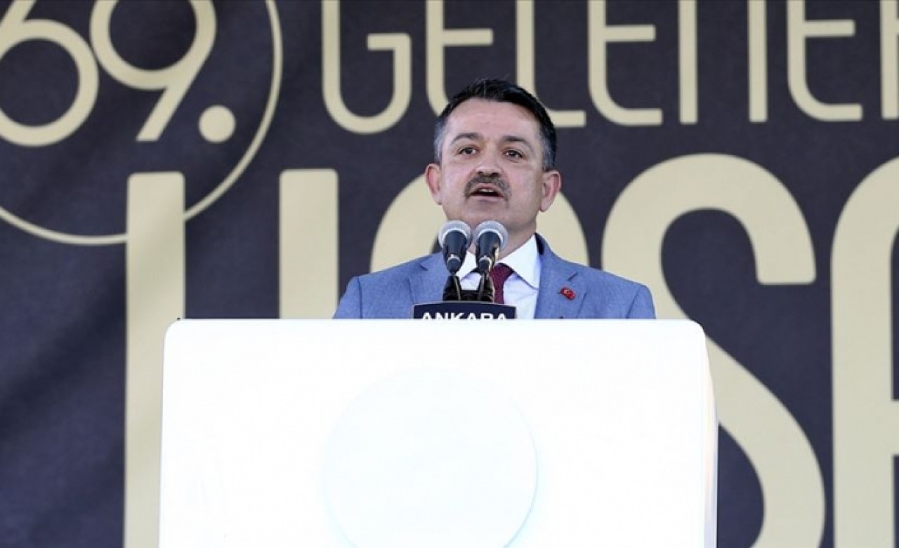 'Çiftçilerin mazot derdi yerli elektrikli traktör projesiyle tarihe karışacak'