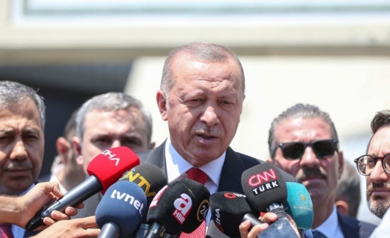 Cumhurbaşkanı Erdoğan İstanbul'da milletvekilleri ile bir araya geldi