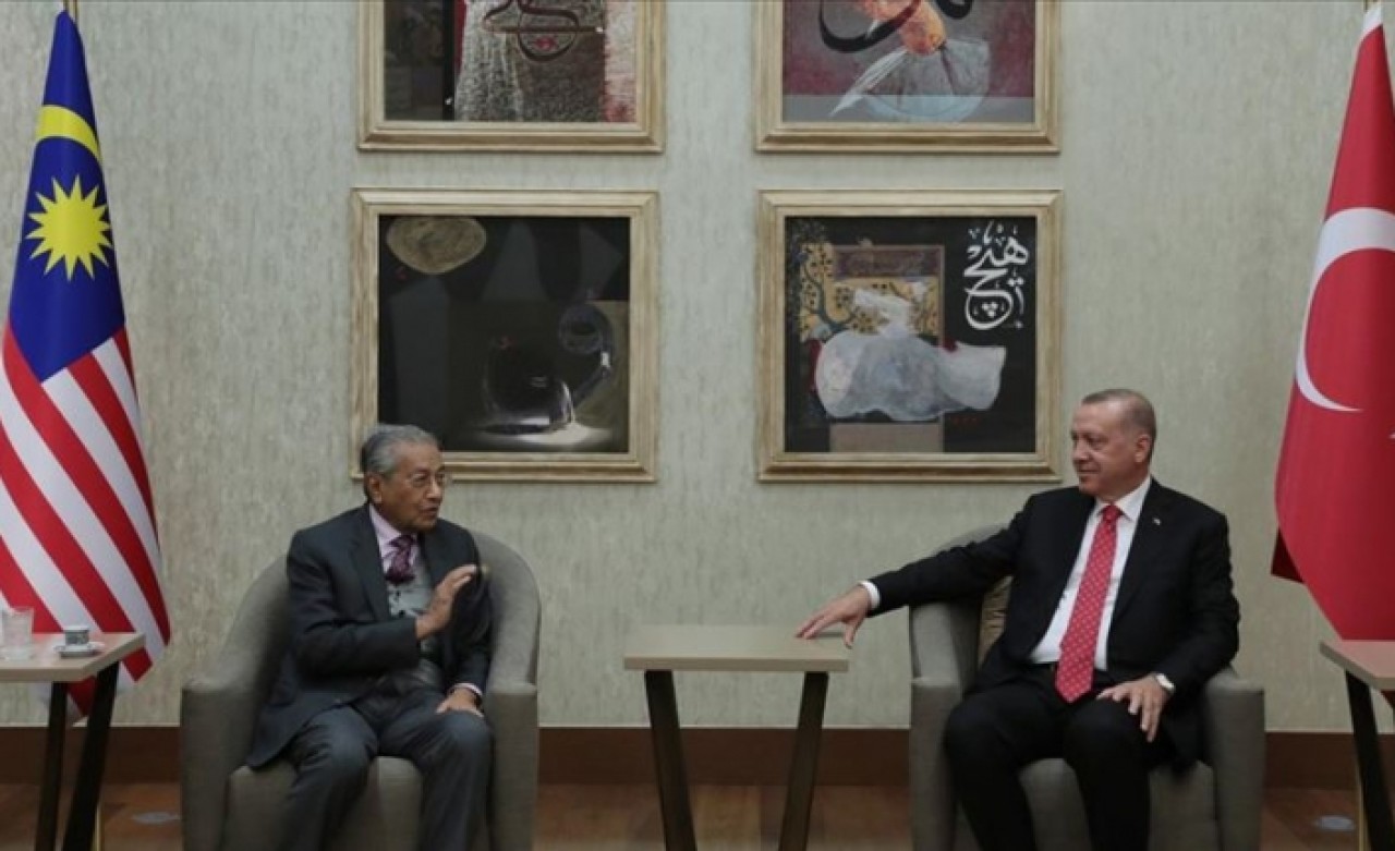 Cumhurbaşkanı Erdoğan,  Malezya Başbakanı Mahathir ile görüştü