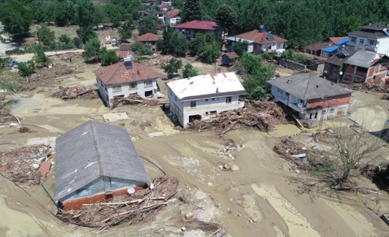 Düzce'de afetzedelerin borçları ertelendi