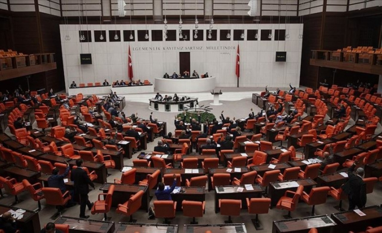 Ekonomi alanındaki 'torba teklif' Genel Kurulda kabul edildi