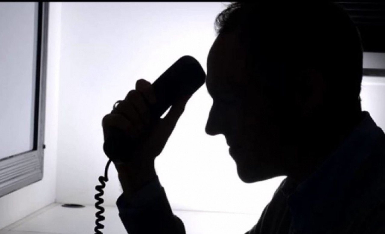 Emekli emniyet müdürü,  kendisini polis olarak tanıtan dolandırıcılara tuzak kurdu: 'Orada etkisiz hale getirdim'