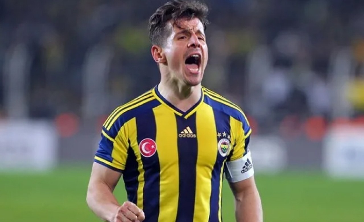 Emre Belözoğlu,  Fenerbahçe formasını giydi!