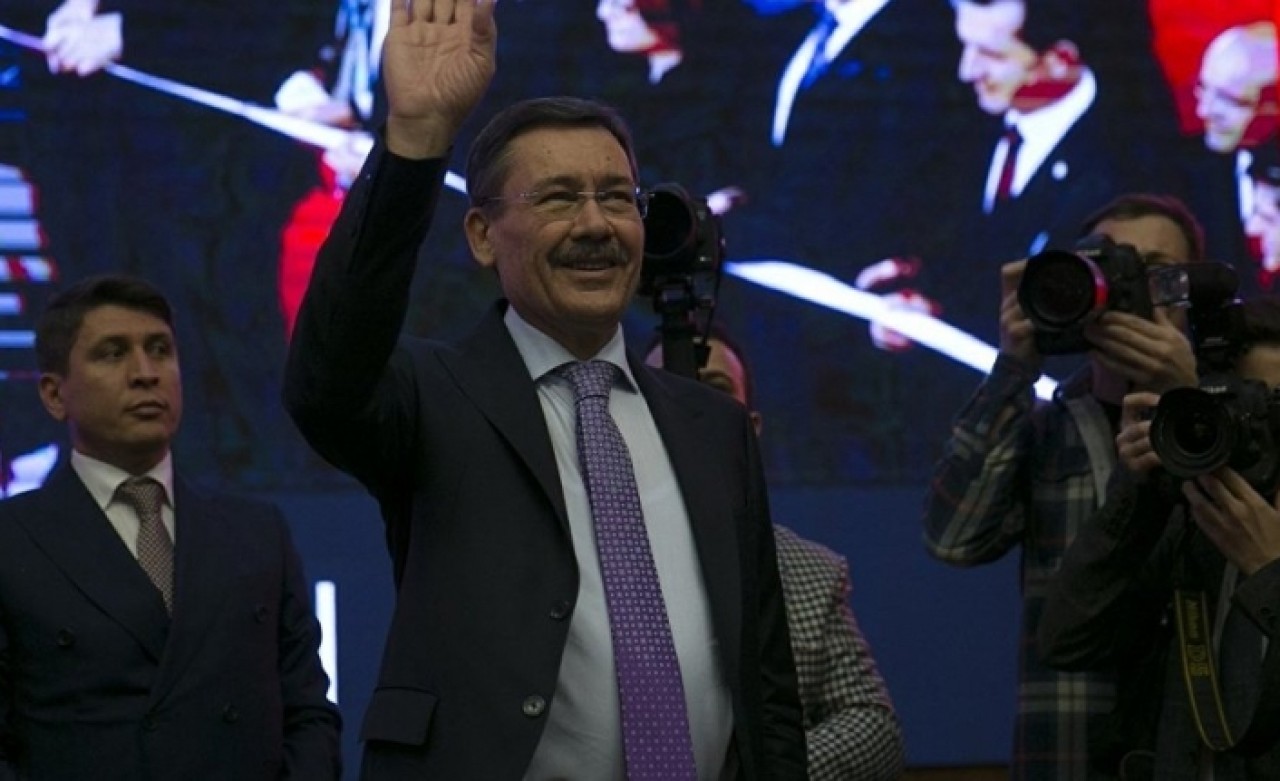 Gökçek: 35 yaşın altında,  eli silah tutan ne kadar Suriyeli varsa cepheye gönderilmeli