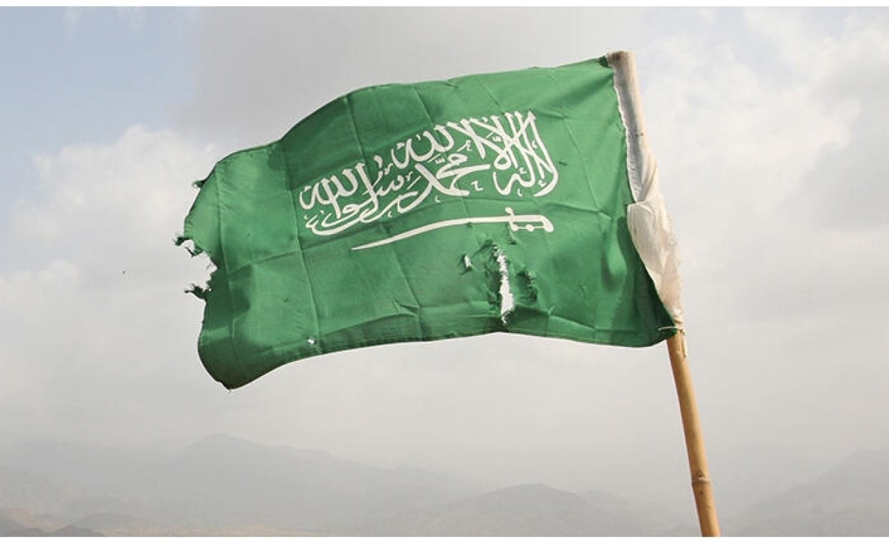 Husilerden Suudi Arabistan'daki hava üssüne İHA saldırısı