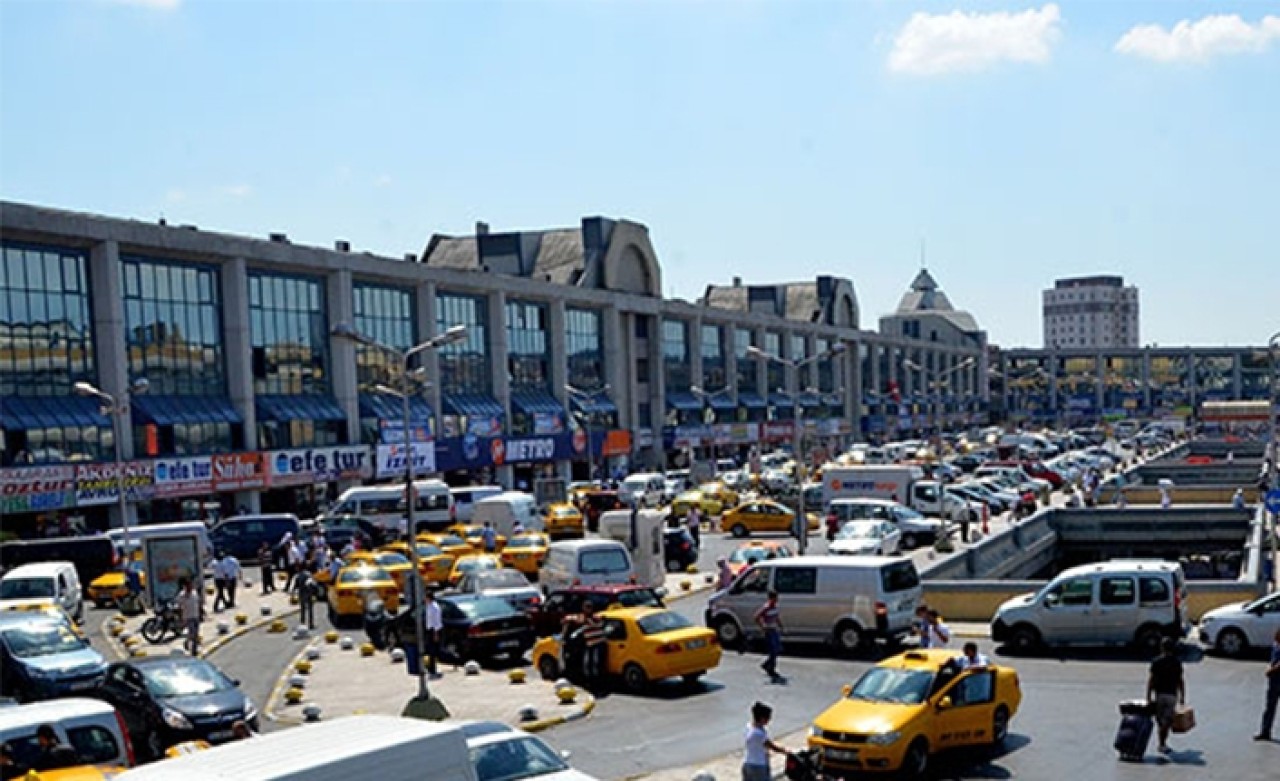 İstanbul'da 15 Temmuz Demokrasi Otogarı'ında operasyon
