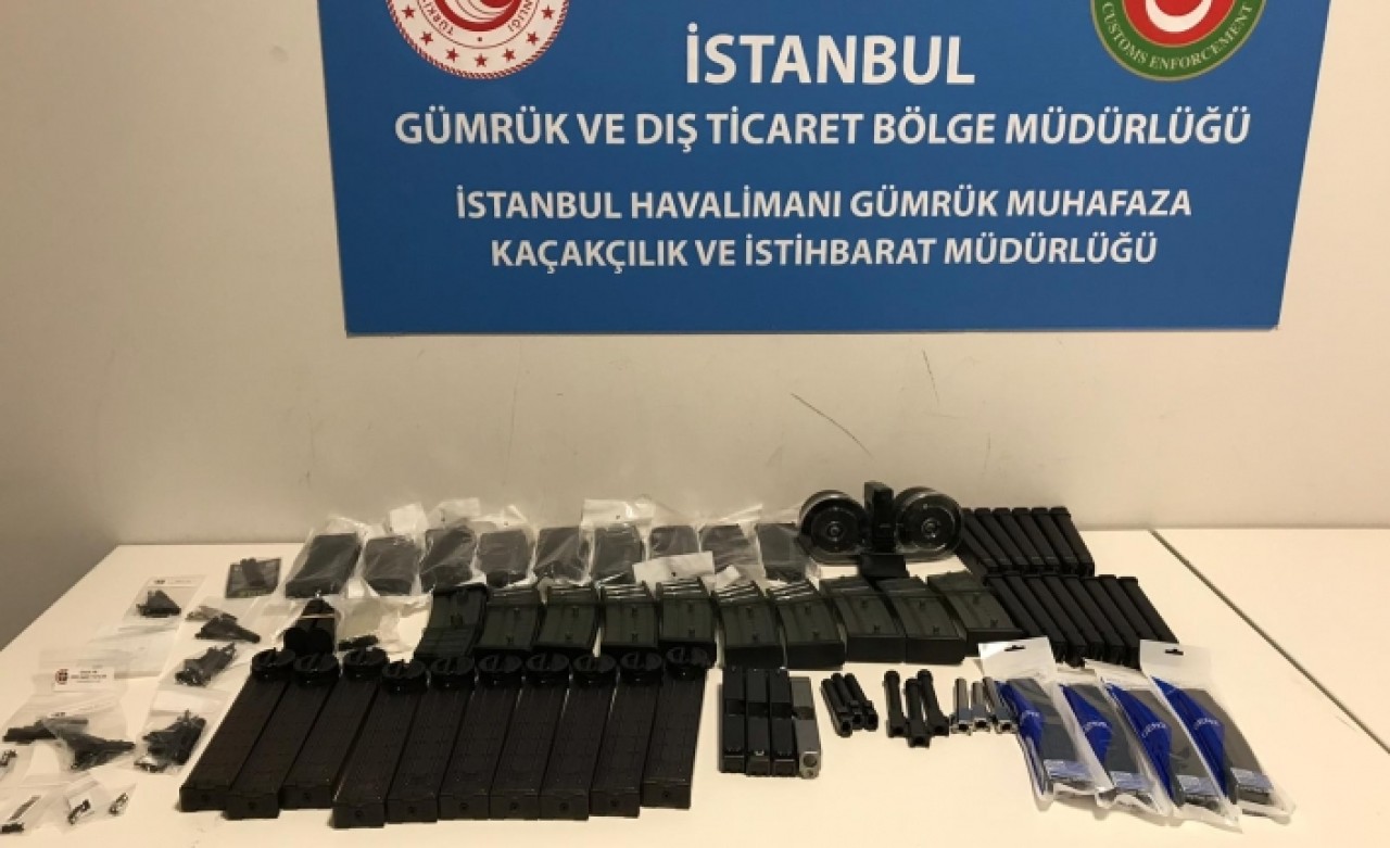 İstanbul Havalimanı’nda yolcunun valizinden silah aksam ve parçaları çıktı
