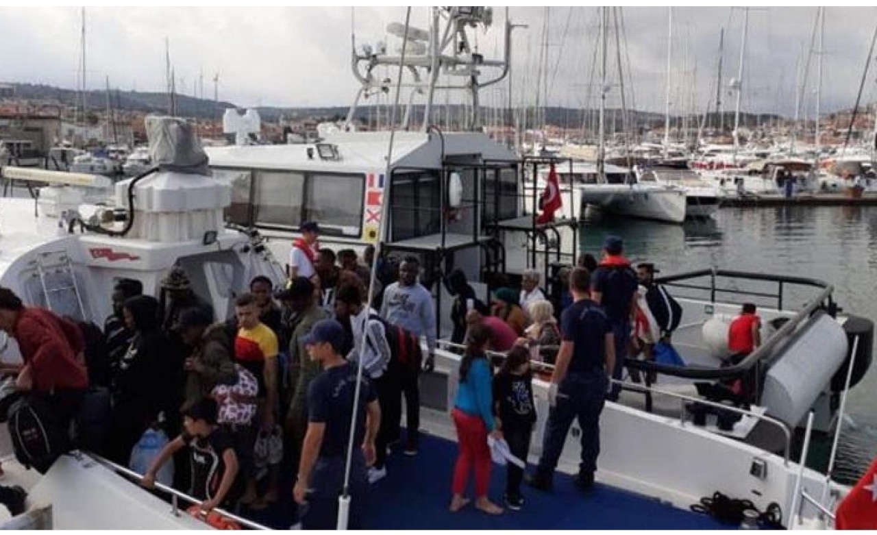 İzmir'de 88 kaçak göçmen yakalandı