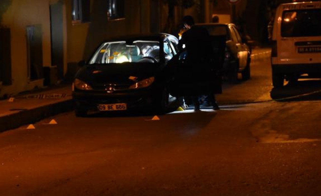 İzmir'de iki grup arasında silahlı kavga
