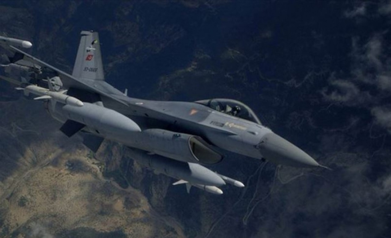 Jetler sınır ötesindeki terör yuvalarını dağıtıyor