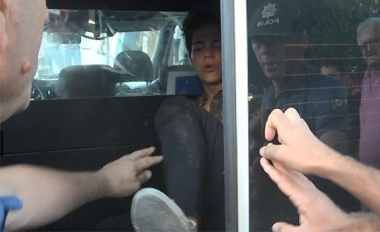 Kimliğini göstermek istemedi ortalığı birbirine kattı