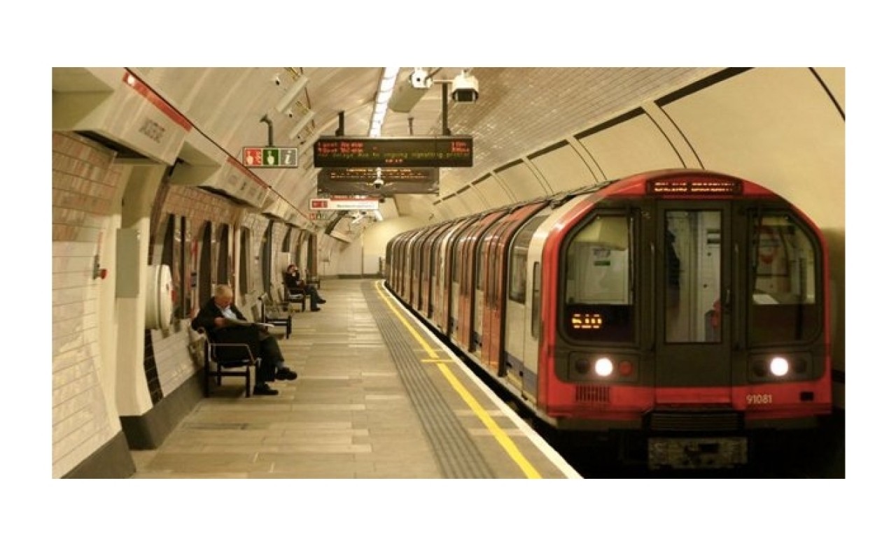 Londra'da alarm: İstasyon tahliye ediliyor