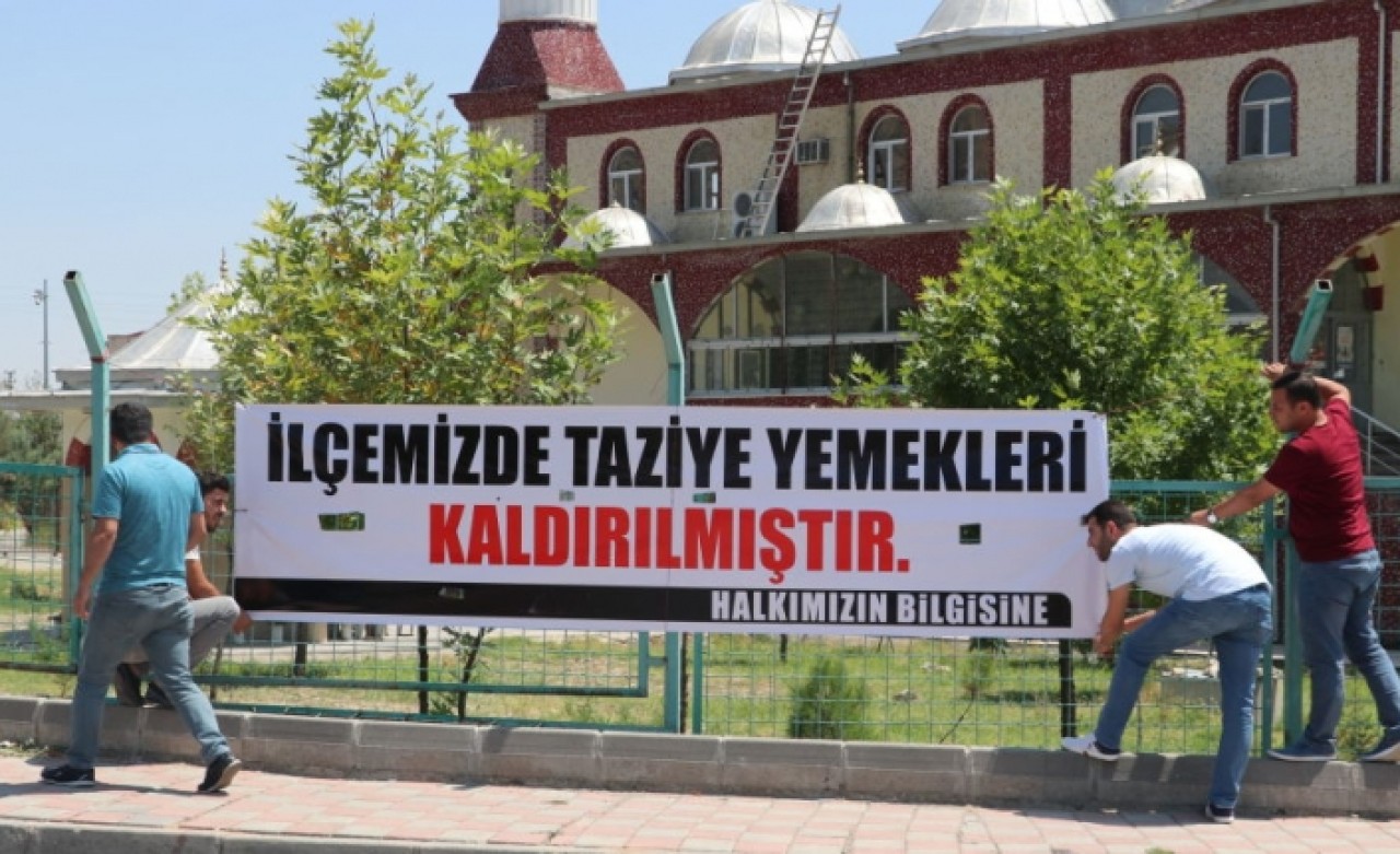 Maliyeti 25 bin TL'yi bulan taziye yemeği geleneği sona eriyor