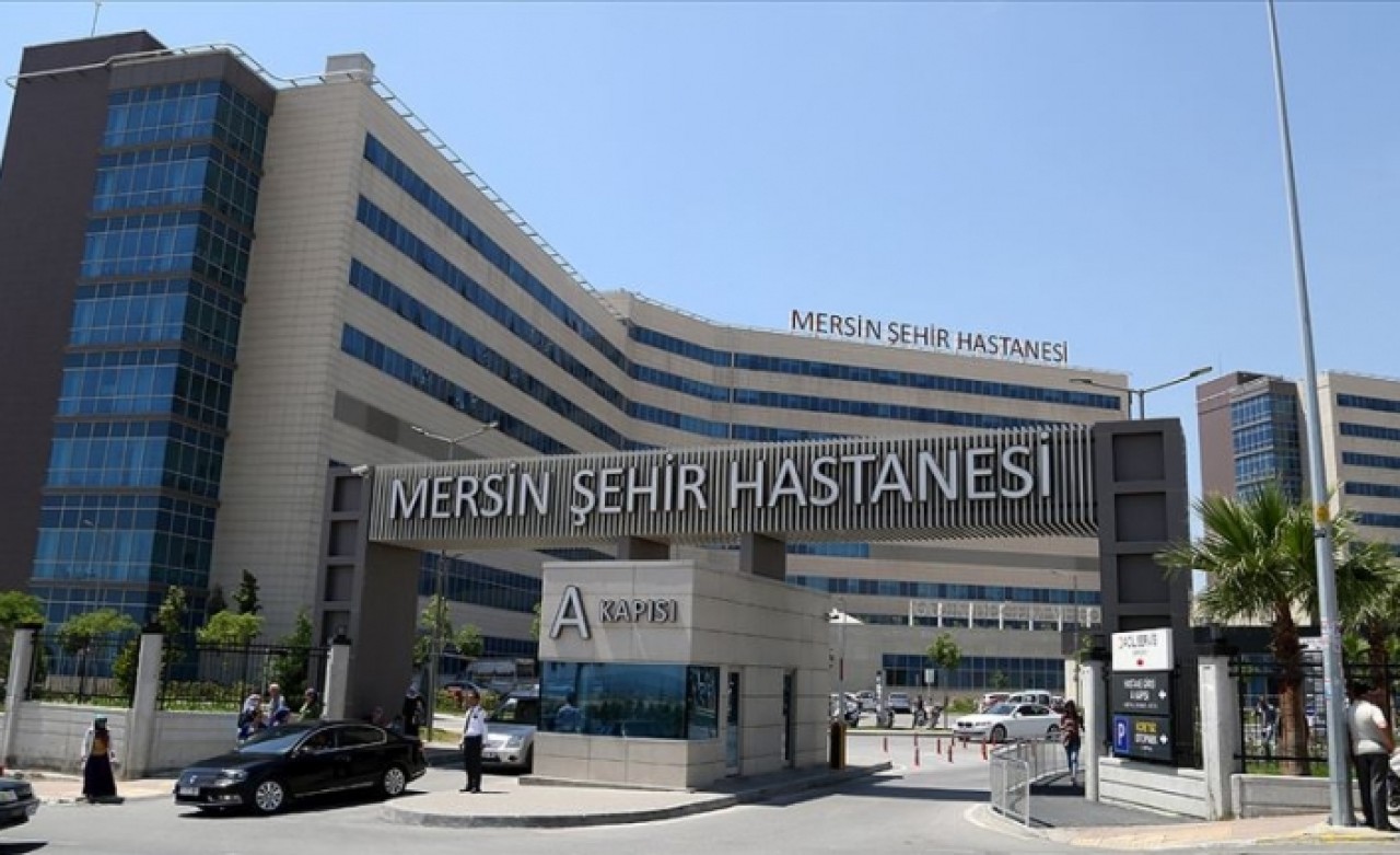 Mersin'de 5 kişide daha metil alkolden zehirlenme şüphesi